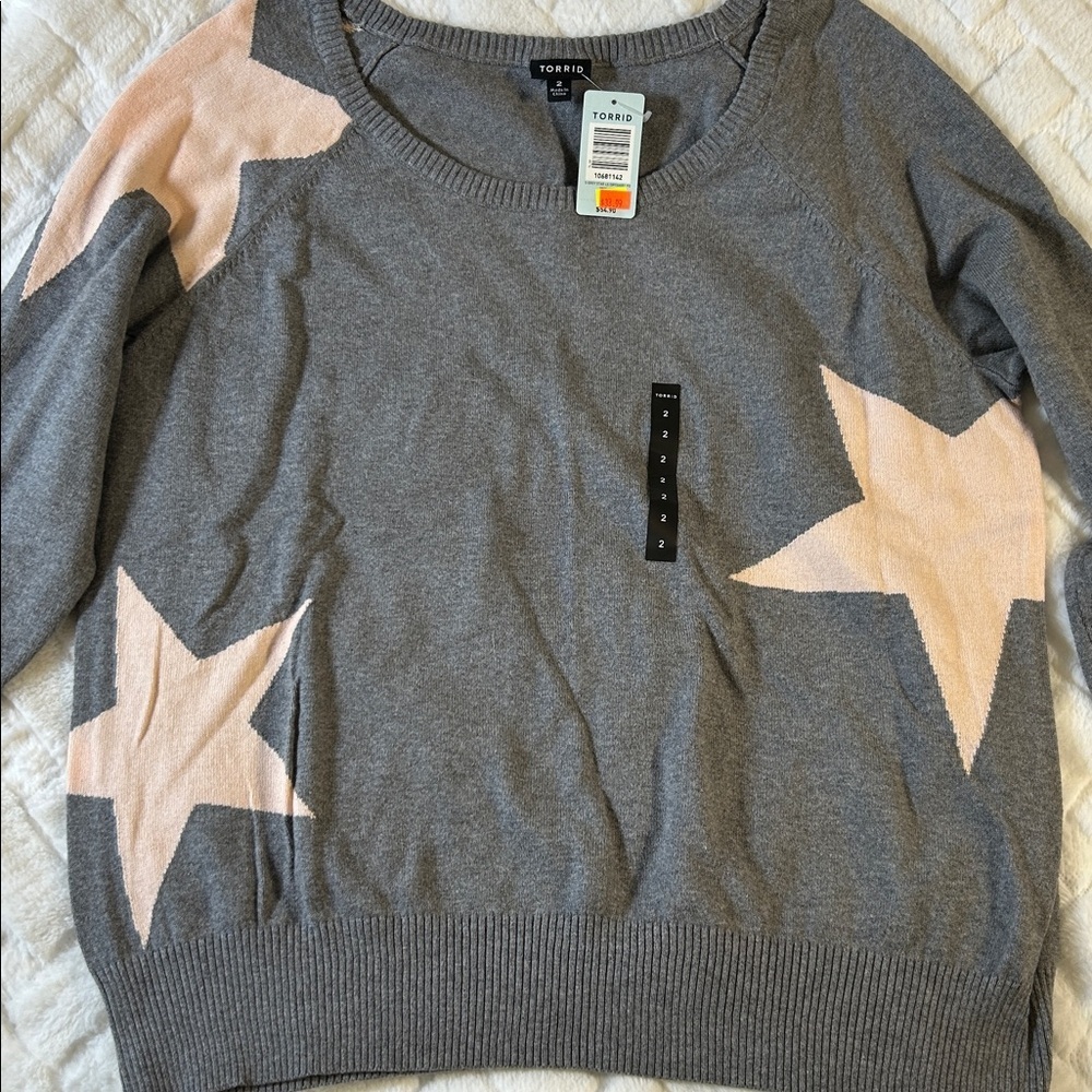 Torrid Gray and Light Pink Star Sweater size 2X or 2 in Torrid size - Picture 3 of 6